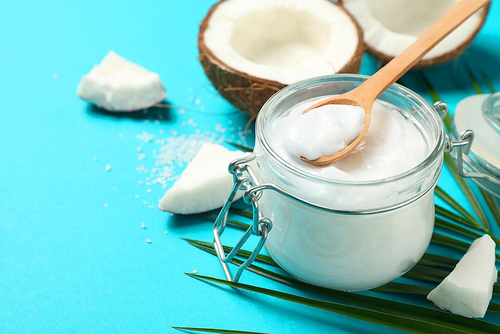 Olej kokosowy nierafinowany posiada znacznie więcej wartości odżywczych niż jego rafinowana odmiana.